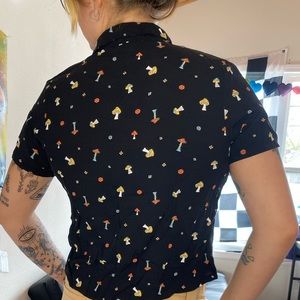 Mushroom crop - button up